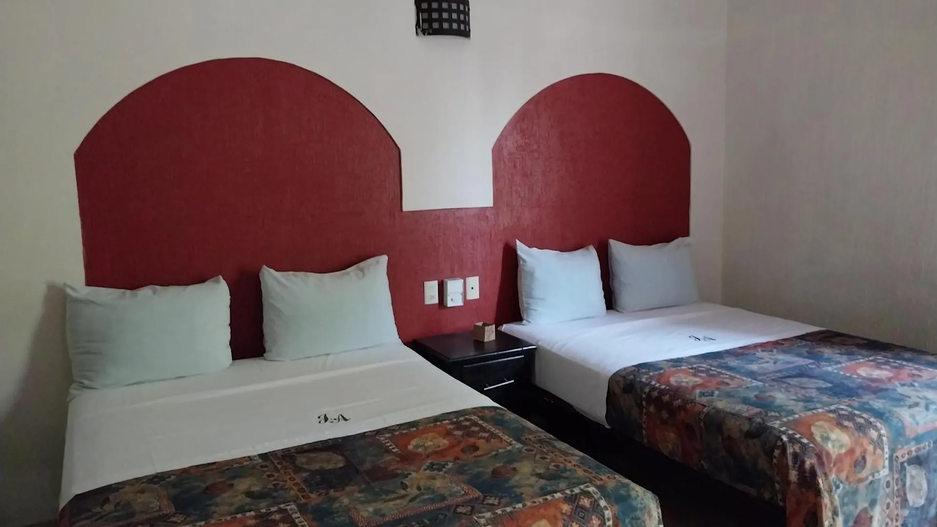***  Hotel Jorge Alejandro Guadalajara México
